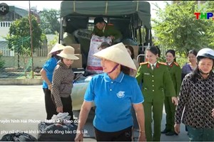 Chi hội phụ nữ Công an xã An Phú chung tay hỗ trợ đồng bào Đắk Lắk khắc phục hậu quả sau lũ 