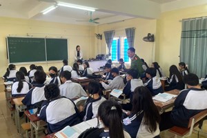 Công an xã Thanh Miện tăng cường tuyên truyền pháp luật trong trường học