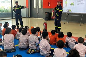 Đội Chữa cháy và CNCH khu vực 1: Tuyên truyền, bồi dưỡng nghiệp vụ PCCC và CNCH tại Trường Quốc tế Singapore - KinderWorld