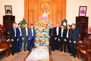 Giám đốc CATP Hải Phòng thăm, chúc mừng Toà Giám mục thành phố Hải Phòng nhân dịp Lễ Giáng sinh năm 2025