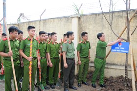 Đoàn cơ sở Phòng Cảnh sát thi hành án hình sự và hỗ trợ tư pháp: Xung kích vì cộng đồng