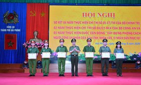 Sơ kết thực hiện Chỉ thị 05 của Bộ Chính trị, Chỉ thị 04 của Bộ Công an và Cuộc vận động “Xây dựng phong cách người CAND bản lĩnh, nhân văn, vì nhân dân phục vụ”