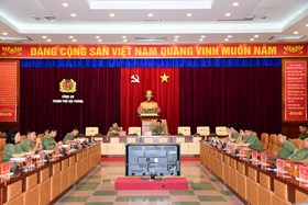 Hội thảo khoa học “75 năm CAND xây dựng, chiến đấu, trưởng thành và 15 năm Ngày hội toàn dân bảo vệ ANTQ”