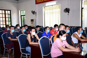 Công an quận Ngô Quyền: Bắt quả tang 14 người đánh bạc dưới hình thức đá  gà ăn tiền 