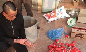 Công an huyện Tiên Lãng: Bắt quả tang đối tượng sản xuất pháo, thu 21,1 kg pháo