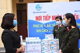 Hội phụ nữ CATP: Ủng hộ cán bộ, y bác sỹ và bệnh nhân đang cách ly tại Bệnh viện Trẻ em và Bệnh viện Phụ sản Hải Phòng