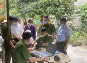 Công an quận Hồng Bàng cấp CCCD gắn chíp điện tử đạt 72,42%