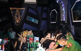 Phát hiện 36 đối tượng dương tính với ma túy tại quán karaoke Phố Núi (Thủy Nguyên)