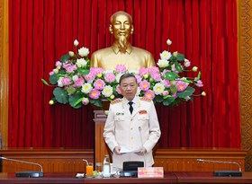 Bộ trưởng Tô Lâm gửi Thư chúc mừng nhân kỷ niệm 76 năm Ngày truyền thống Công an nhân dân Việt Nam