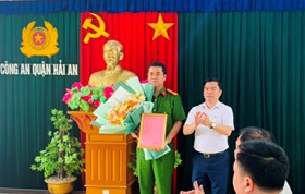 Chủ tịch UBND quận Hải An gửi thư khen Công an quận Hải An bảo đảm an ninh trật tự cho 2 cuộc cưỡng chế