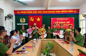 Công an huyện Bạch Long Vĩ: Tổ chức Công bố quyết định thăng cấp bậc hàm, nâng bậc lương năm 2022