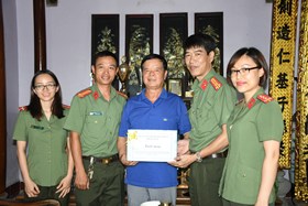 Phòng Xây dựng phong trào Toàn dân bảo vệ an ninh Tổ quốc: Thăm các thế hệ lãnh đạo nhân dịp Kỷ niệm 55 năm Ngày truyền thống