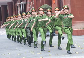 Khối Công an quận: Kiểm tra 126 lượt chấp hành Điều lệnh