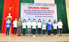 Tuyên truyền, phổ biến pháp luật phòng, chống ma túy, an ninh mạng tại Trường THPT Trần Tất Văn