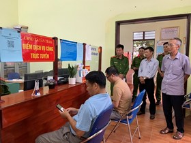Xã Tân Trào (Kiến Thụy) ra mắt mô hình “Điểm dịch vụ công trực tuyến” tại bộ phận “Một cửa”