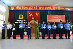 Bế giảng khoá bồi dưỡng nghiệp vụ lực lượng bảo vệ doanh nghiệp kinh doanh DVBV khoá VIII, năm 2022