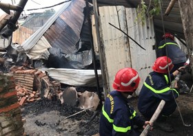 Thông tin ban đầu vụ cháy phát, hiện 03 người chết tại ngõ 98 Khúc Thừa Dụ, tổ 10, phường Vĩnh Niệm, quận Lê Chân