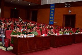 Quận Hồng Bàng mở đợt cao điểm triển khai quyết liệt các giải pháp kích hoạt tài khoản định danh điện tử