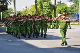 Công an quận Hải An tổ chức 60 lượt tự kiểm tra điều lệnh