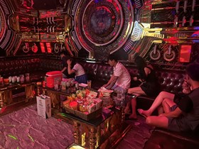 Phát hiện 5 cơ sở karaoke và vũ trường vi phạm quy định về an ninh trật tự