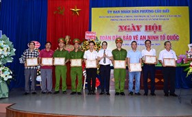 Phường Cầu Đất (Ngô Quyền): Biểu dương nhiều tập thể, cá nhân có thành tích xuất sắc trong phong trào “Toàn dân bảo vệ ANTQ”