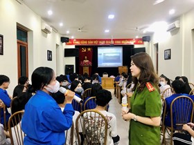 Tiếp tục đẩy mạnh các phong trào thi đua trong Công an thành phố