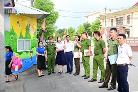 Xã Nam Sơn (huyện An Dương): Ra mắt 2 mô hình  “Cổng trường ATGT” và “Chung tay cảm hóa, giáo dục, giúp đỡ người hoàn lương”