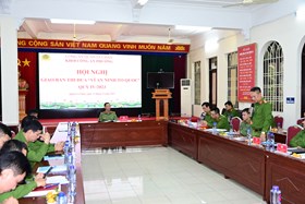 Khối Công an phường (Công an quận Lê Chân) vận động giao nộp và thu hồi 1kg , 45 viên đạn các loại