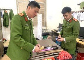 Công an phường Trần Nguyên Hãn (Lê Chân): Vận động nhân dân giao nộp vũ khí, vật liệu nổ, công cụ hỗ trợ