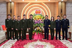 Công an thành phố chúc mừng 79 năm Ngày thành lập Quân đội nhân dân Việt Nam