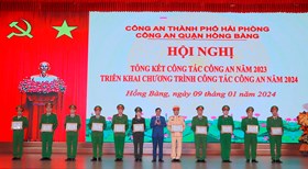 Công an quận Hồng Bàng triển khai nhiệm vụ công tác năm 2024 , phấn đấu tỷ lệ điều tra, khám phá án hình sự đạt trên 85%