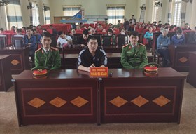 Tòa án nhân dân huyện Tiên Lãng tuyên phạt đối tượng tàng trữ 41,6 kg pháo hoa nổ và pháo nổ 45 tháng tù