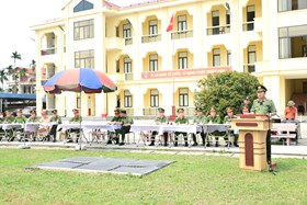 Ban Giám đốc CATP kiểm tra công tác huấn luyện phục vụ Lễ kỷ niệm 50 năm Ngày truyền thống lực lượng Cảnh sát cơ động