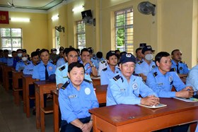 Phòng Cảnh sát QLHC về TTXH: Phạt 9  Công ty kinh doanh Dịch vụ bảo vệ vi phạm quy định về sử dụng nhân viên dịch vụ bảo vệ