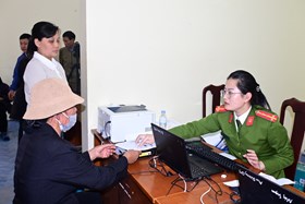Đẩy mạnh triển khai thu nhận hồ sơ, kích hoạt tài khoản định danh điện tử mức độ 2