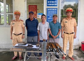 Trạm Cảnh sát đường thủy Bạch Đằng, Phòng Cảnh sát giao thông tăng cường vận động giao nộp vũ khí, vật liệu nổ và công cụ hỗ trợ