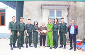 Phòng Cảnh sát cơ động – CATP thăm, tặng quà người dân có hoàn cảnh khó khăn tại xã Lai Khê