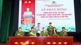 Công an xã Hợp Tiến phát động phong trào thi đua “Ba nhất”