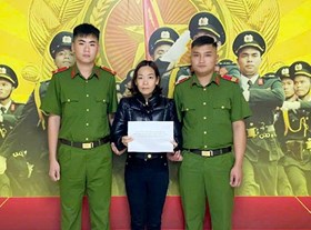 Văn phòng Cơ quan CSĐT – CATP:  Bắt giữ “nữ quái” lừa đảo 6 ô tô, trị giá trên 1,5 tỷ đồng mang đi “cắm”
