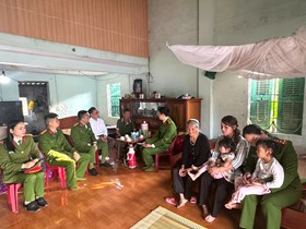Công an xã Cẩm Giang lập Quỹ đỡ đầu hỗ trợ 3 trẻ em có hoàn cảnh khó khăn