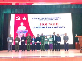 Công an xã Tiên Lãng tổ chức hội nghị “Công an xã lắng nghe ý kiến Nhân dân” năm 2025