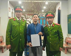Công an phường Chu Văn An kịp thời hỗ trợ công dân mất trí nhớ đi lạc về với gia đình
