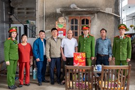Phòng Cảnh sát cơ động Công an thành phố Hải Phòng tổ chức các hoạt động tình nghĩa trên địa bàn phường Thủy Nguyên
