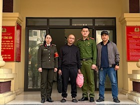 Công an phường An Biên vận động thành công đối tượng truy nã ra đầu thú