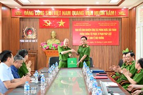 Trao đổi kinh nghiệm giữa Phòng Cảnh sát kinh tế - Công an thành phố với Khoa Cảnh sát kinh tế - Học viện Cảnh sát nhân dân