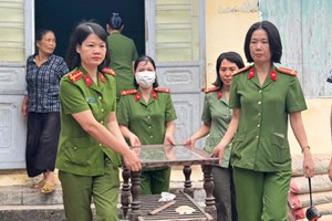Công an phường Hưng Đạo: Khởi công sửa chữa “Mái ấm tình thương” - Ấm áp tình quân dân
