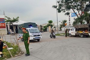 Công an phường Kinh Môn tăng cường lập lại trật tự an toàn giao thông, trật tự đô thị
