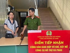Công an phường Lê Chân: Vận động người dân tự nguyện giao nộp súng hơi
