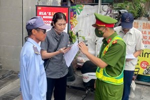 Phường Gia Viên: Xử lý nghiêm các hành vi vi phạm trật tự đường hè qua hình ảnh do tổ chức và cá nhân cung cấp