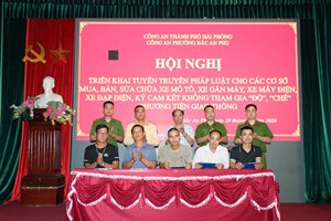 Công an phường Bắc An Phụ tổ chức hội nghị tuyên truyền pháp luật về việc không “độ”, “chế” phương tiện giao thông